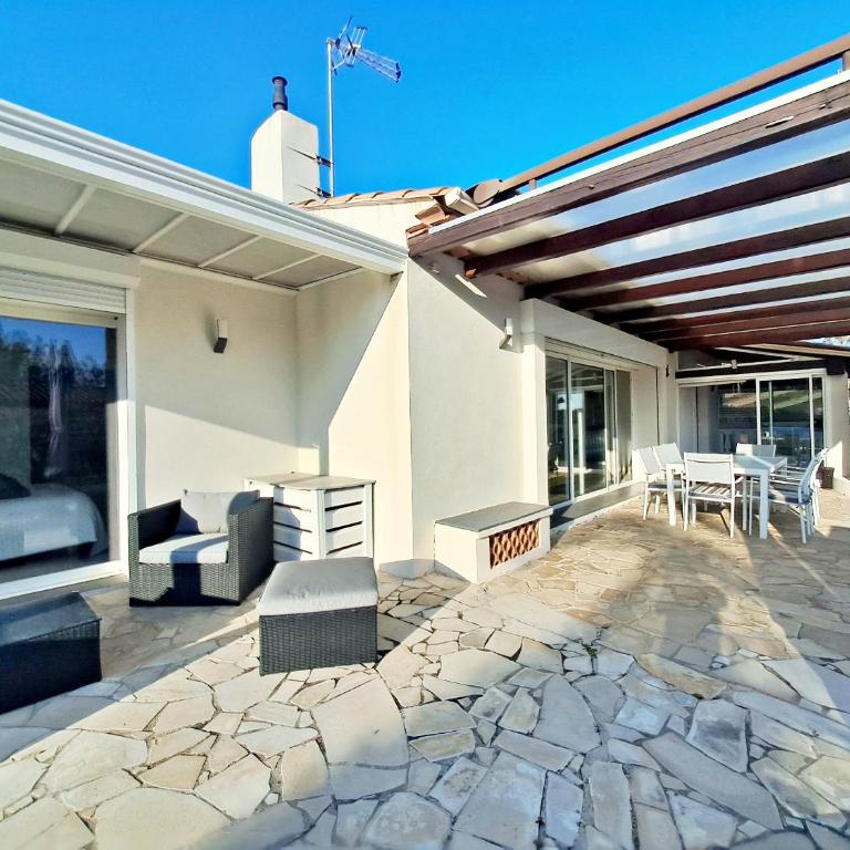 "Villa Azura" Tout confort Piscine Wifi-Clim - Villa con 3 Camere da Letto - 60