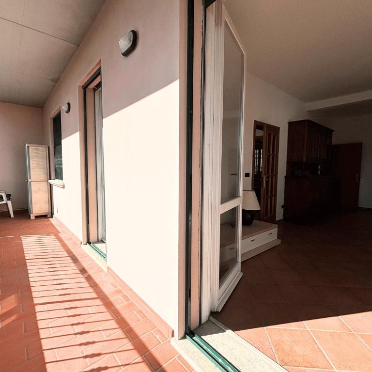 CN034 - Cesenatico, ampio trilocale con balcone a 100mt dal mare - Appartamento con 2 Camere da Letto - 9