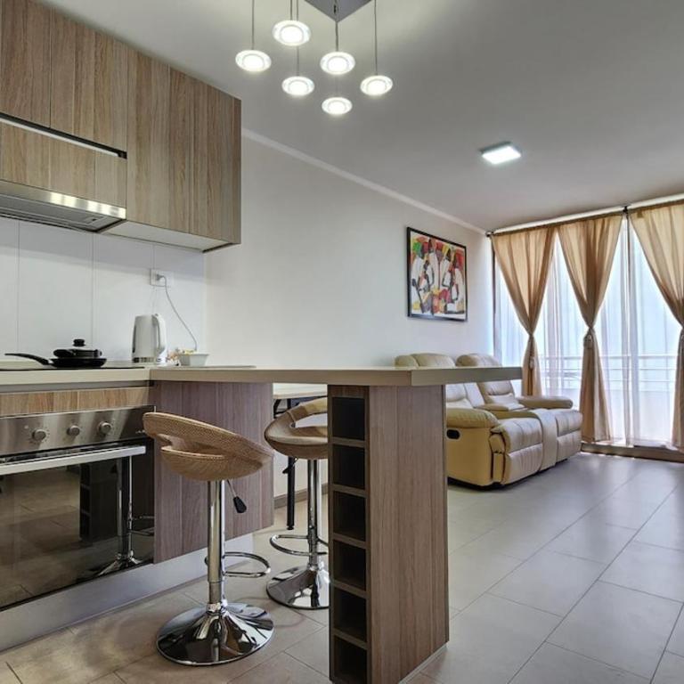 Macul metro carlos valdovino Laguna 3hE - Two-Bedroom Apartment - 11