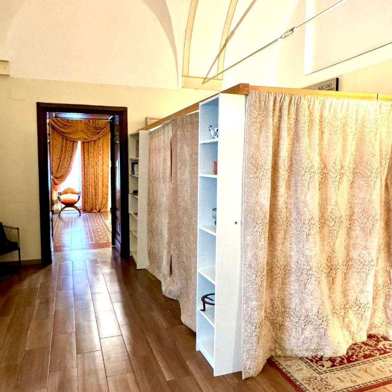 Sakè Maison de Charme - fascinating ancient Sicilian mansion - Two-Bedroom House - 16