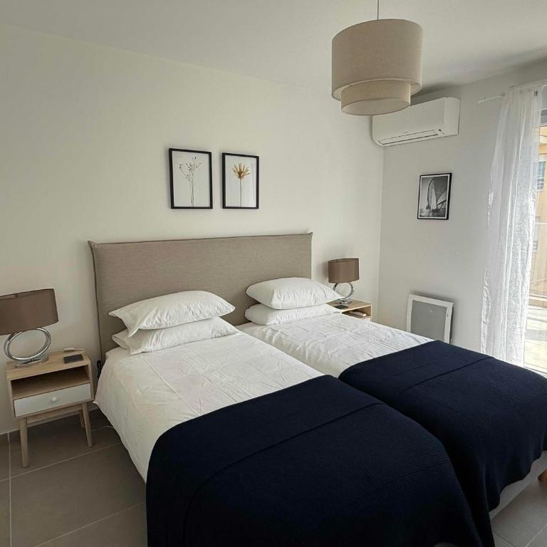 Les Terrasses d'Antibes - 2BR Duplex with Terrace - Two-Bedroom Apartment with Balcony and Terrace - 13