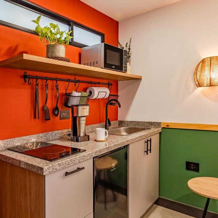 Sueño Caleño ApartaSuites - Habitación Doble con patio - 14