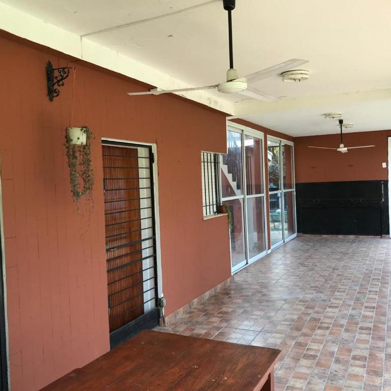 Casa Quinta Pergamino - Three-Bedroom House - 3