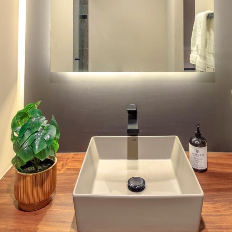 Atena Urban Living - Apartamento Deluxe de 1 dormitorio con vistas al jardín - 4