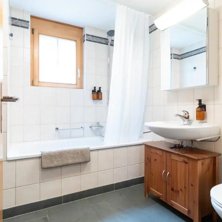 Spacious 1BR Apartment - Ski-in, Ski-out - by Wengen Rentals - Apartment mit 1 Schlafzimmer und Terrasse - 5