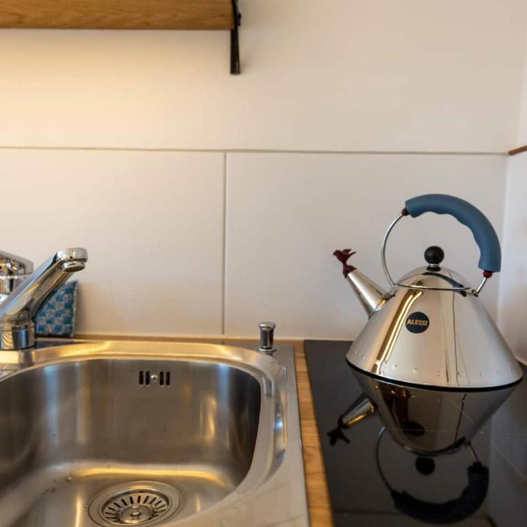 Sunny Bijou Studio - Ski-in, Ski-out - by Wengen Rentals - Studio-Apartment mit Queensize-Bett - 21