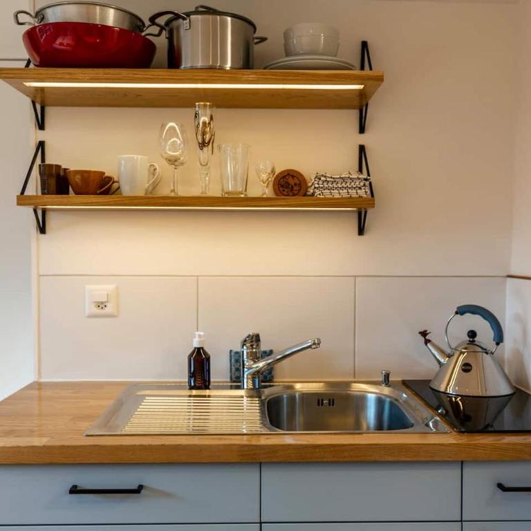 Sunny Bijou Studio - Ski-in, Ski-out - by Wengen Rentals - Studio-Apartment mit Queensize-Bett - 25