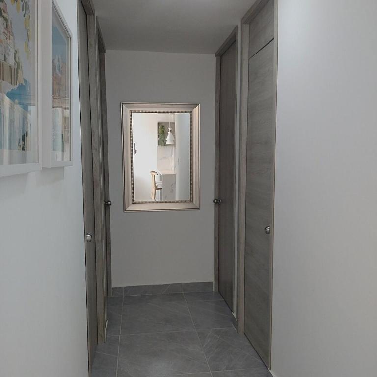 Apartamento en Cartagena cerca a la playa de Marbella - Three-Bedroom Apartment - 15
