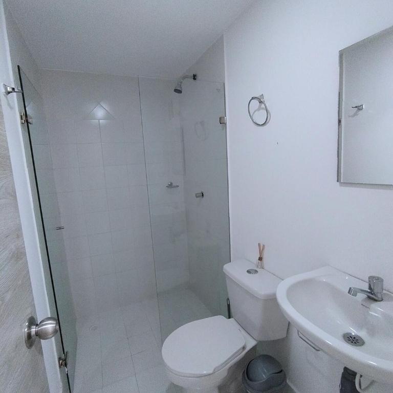 Apartamento en Cartagena cerca a la playa de Marbella - Three-Bedroom Apartment - 25