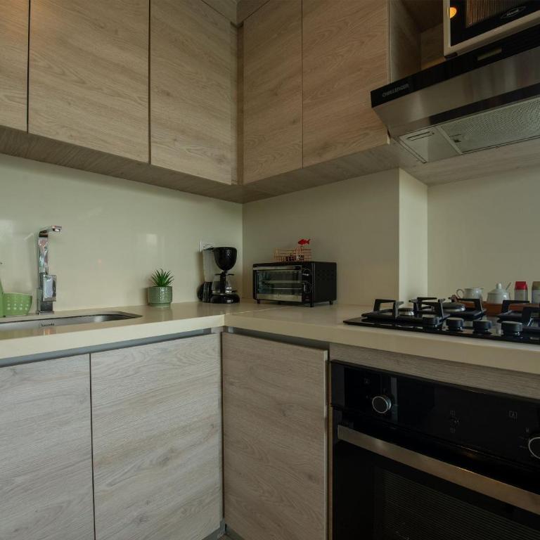Oceanfront condominium with direct beach access Morros IO - Deluxe One-Bedroom Apartment - 31