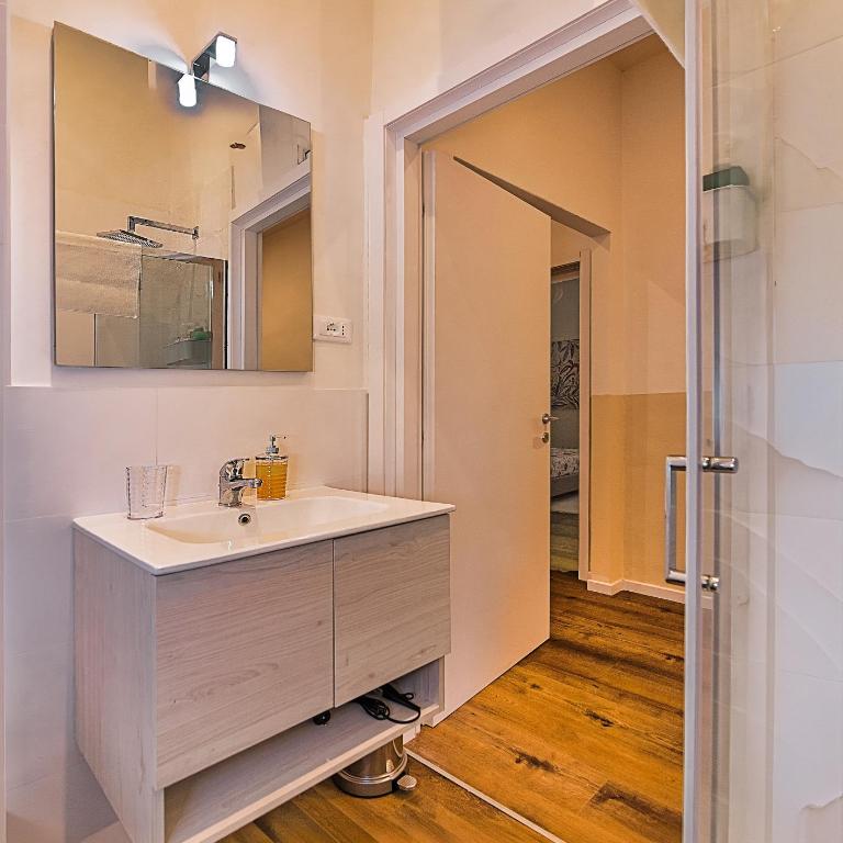 La Dimora dell'Ussero - Three-Bedroom Apartment - 19