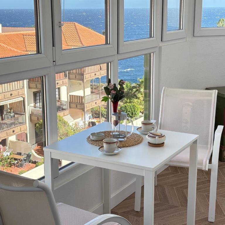 Cozy Studio with Seaview - Estudio con vistas al mar - 1