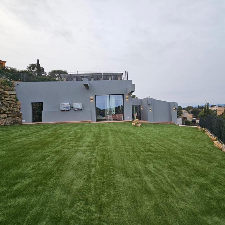 Casa Lou, architect villa with heated pool at Begur, 470m2 - Villa con piscina privada - 64