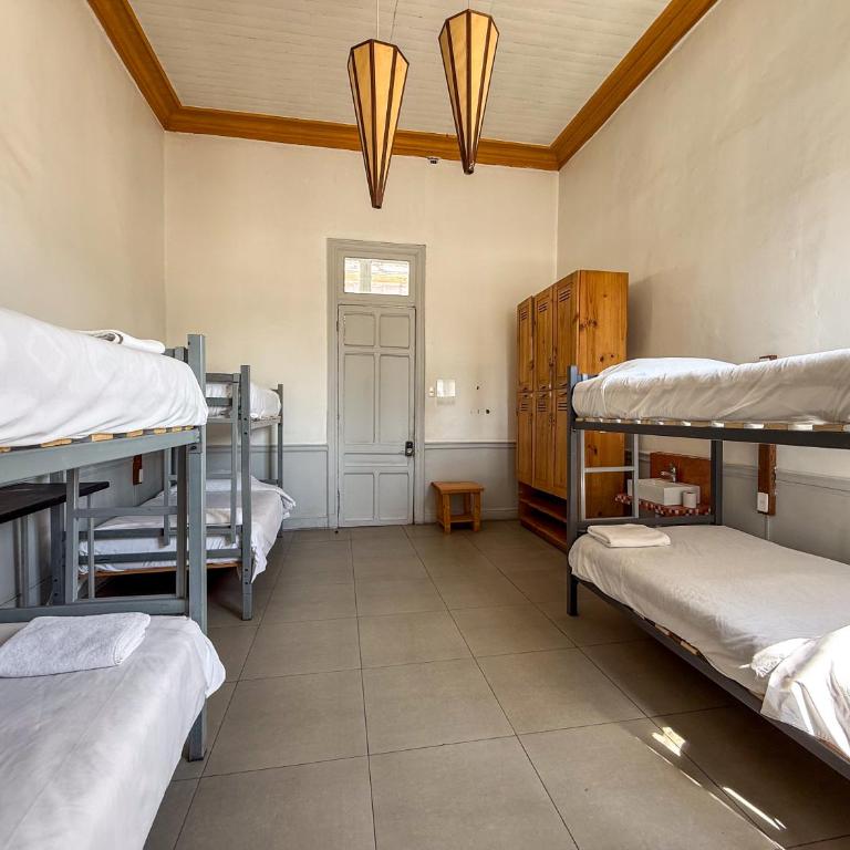 Happy House Hostel - Bed in 8-Bed Mixed Dormitory Room - 7
