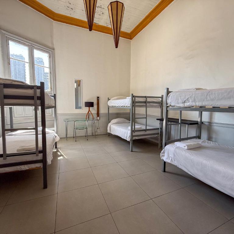 Happy House Hostel - Bed in 8-Bed Mixed Dormitory Room - 5