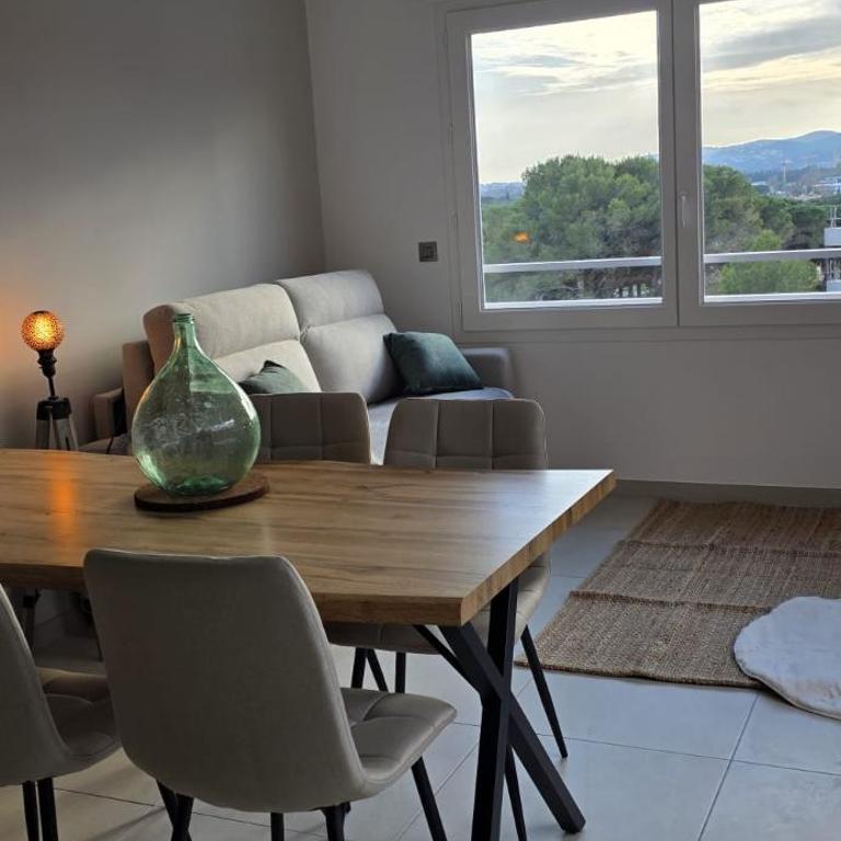 Superbe T3 neuf meublé 65m2 en roof top Fréjus avec espace terrasse de 45 m2 pergola BBQ - Appartement 2 Chambres avec Terrasse - 27