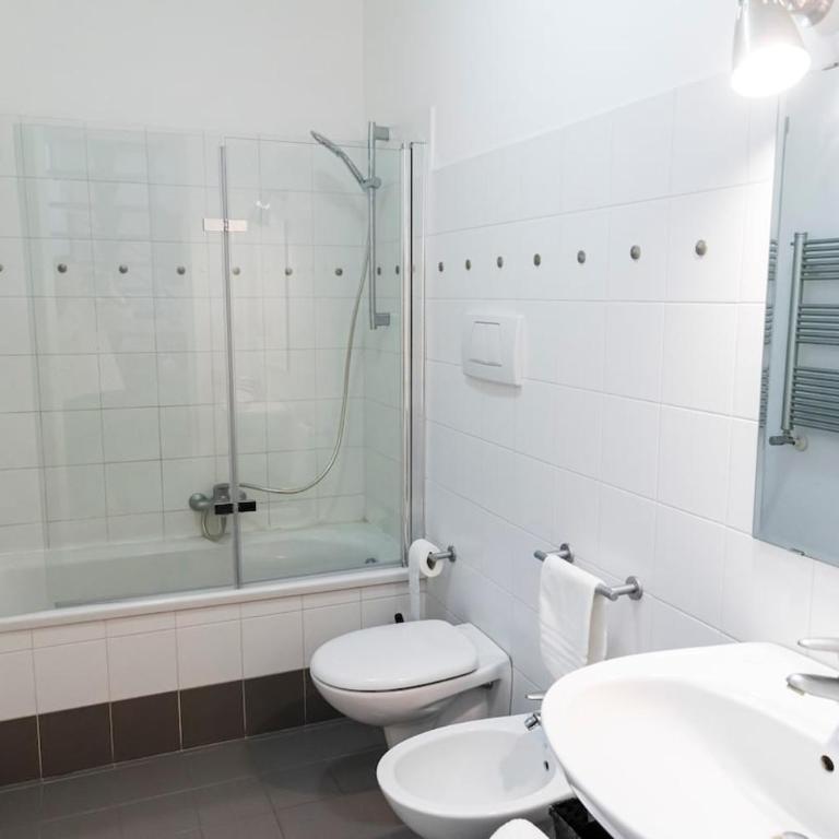 Casa degli Iris - Three-Bedroom Apartment - 12