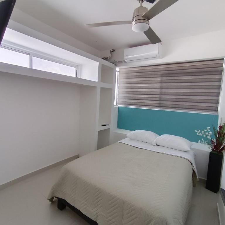 Habitacion - One-Bedroom Apartment - 1