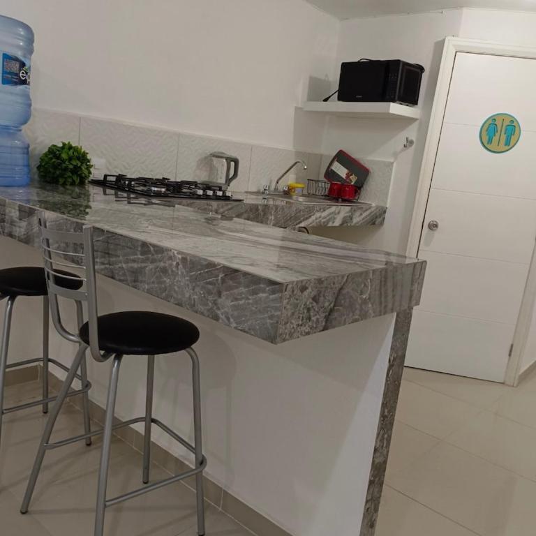 Habitacion - One-Bedroom Apartment - 2