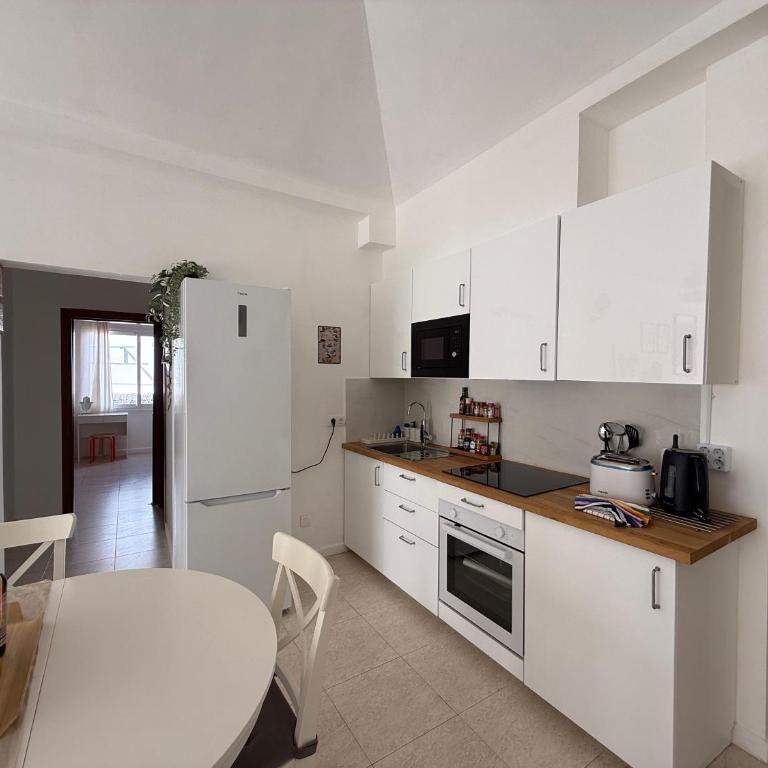 Casa Nerea & Casa Leon - Four-Bedroom Vacation Home - 7