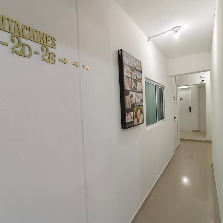 Habitacion - One-Bedroom Apartment - 19