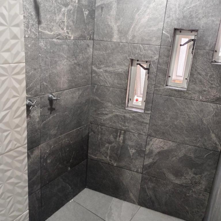 Habitacion - One-Bedroom Apartment - 22