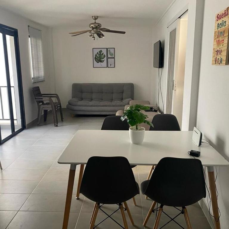 Nice apartment near the beach Bello Horizonte - Apartamento de 1 dormitorio - 1