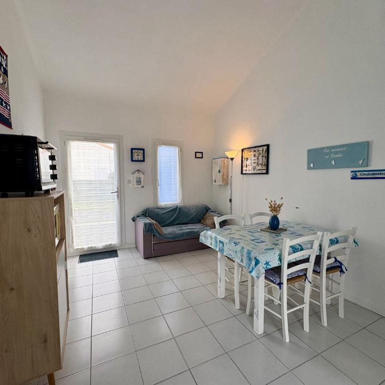 Charmante maison à 600m de l'océan pour vacances familiales - FR-1-323-529 - Ferienhaus - 17
