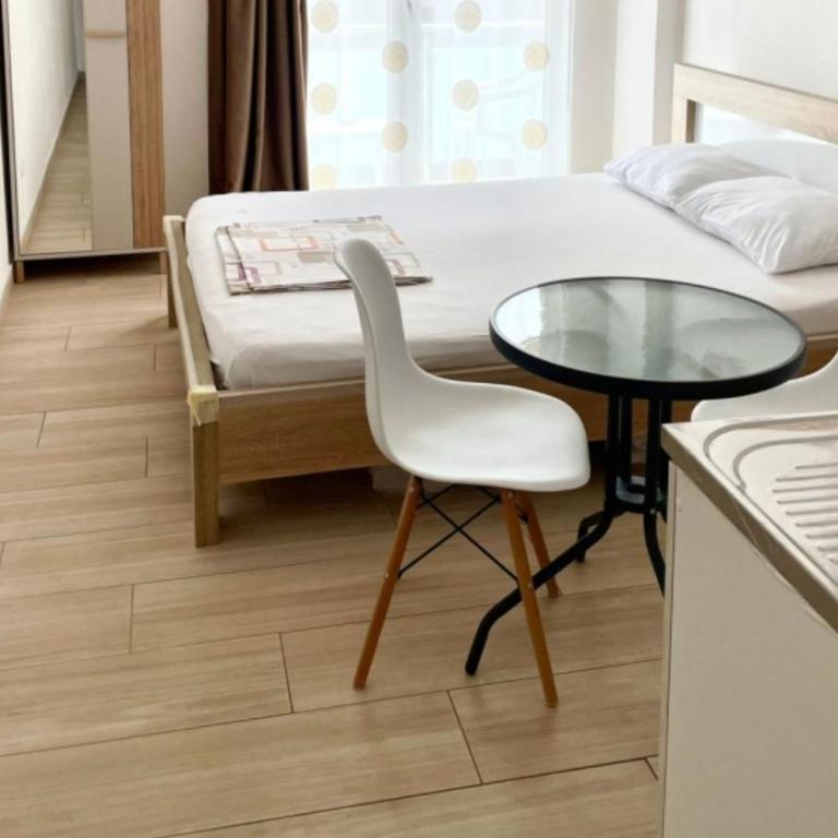 Comfort Apartments N - Studio - 9