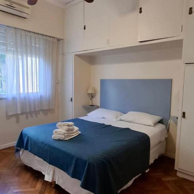 Casa De 4 Ambientes a metros de la Playa - Three-Bedroom House - 10