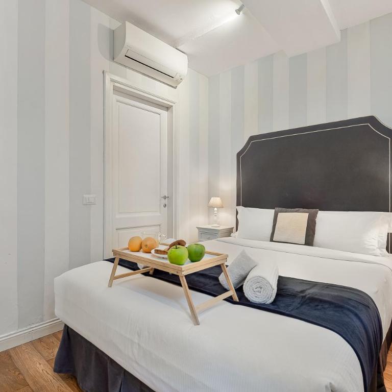 Suites near Piazzale Michelangelo - Appartamento con 2 Camere da Letto e Vista Giardino - 4