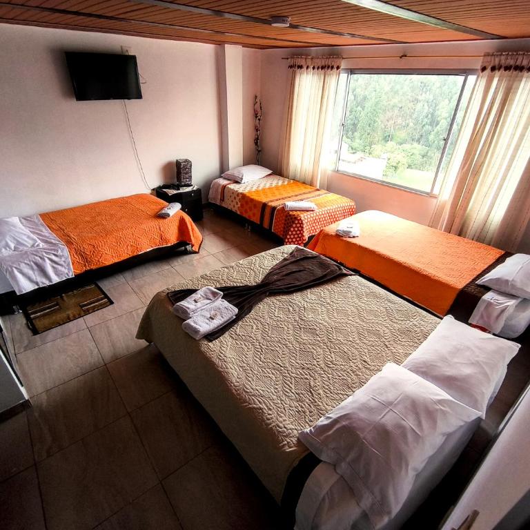 Hospedaje Los recuerdos de Florito Y Leo - Habitación cuádruple - 2