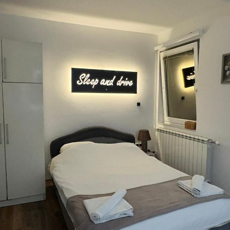 Sleep and drive No6 - Apartman sa 1 Spavaćom Sobom - 5