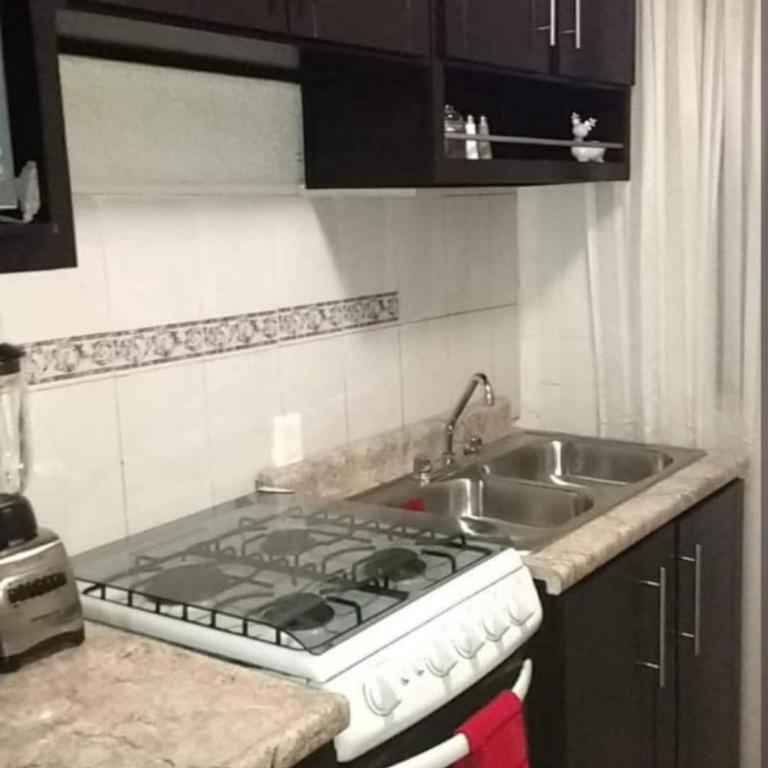 Excelente y cómodo departamento en Paseos del Sol - Apartamento de 2 dormitorios - 17