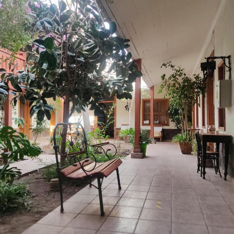 Hotel HALLEY - Vicuña, Valle de Elqui - Family Room with Private Bathroom - 6