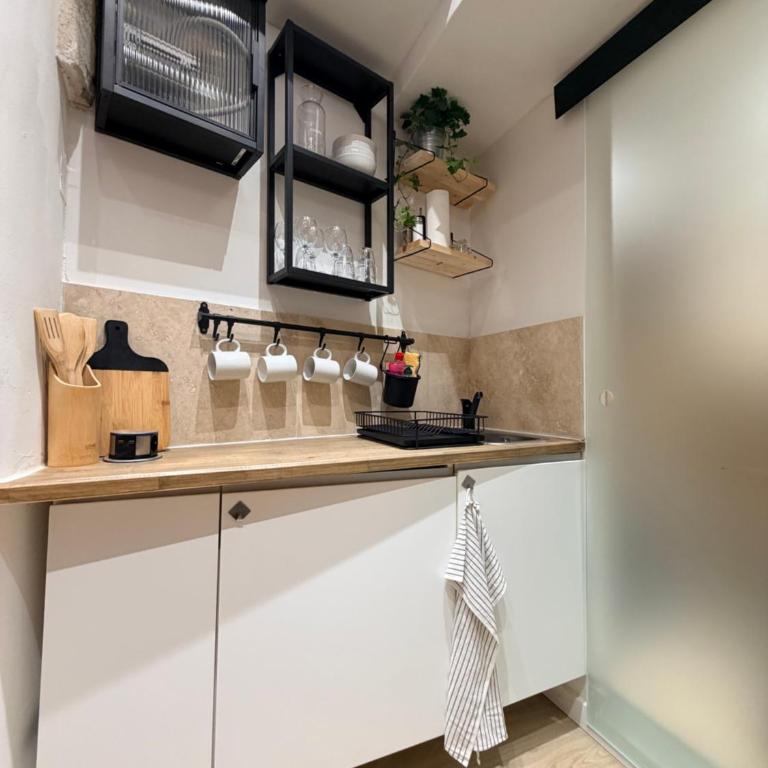 Aix-en-Provence - Studio hyper centre Neuf avec Clim - Appartement 1 Chambre - 32