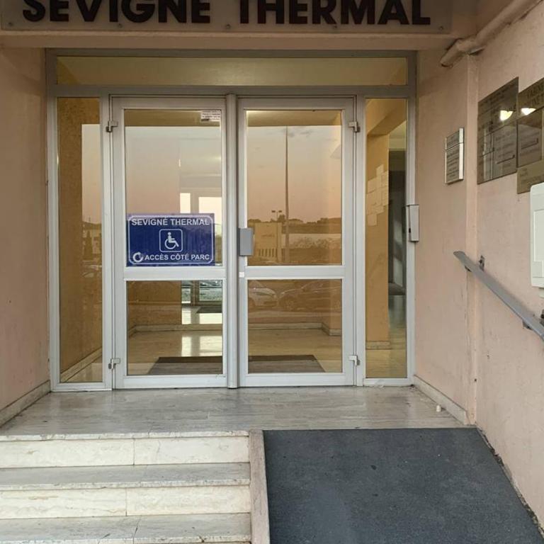T1 avec Loggia, Clim, proche Thermes - FR-1-571-60 - Appartement - 10