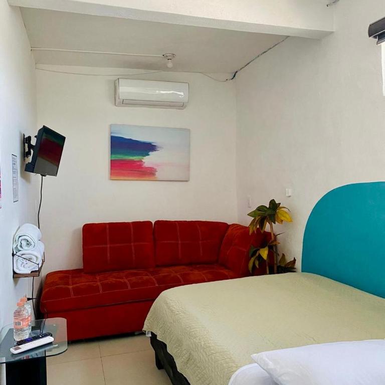 Habitacion - One-Bedroom Apartment - 3