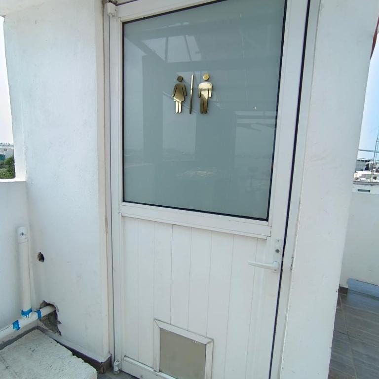 Habitacion - One-Bedroom Apartment - 2