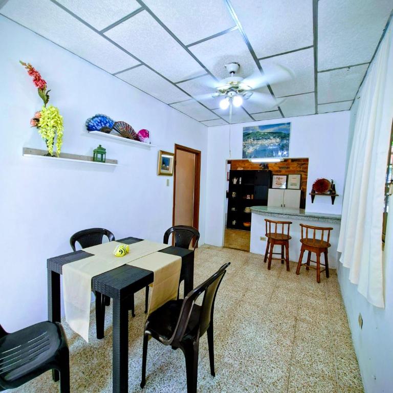 Suite Milina Jardín Privado cerca del Mar - Two-Bedroom Suite - 14