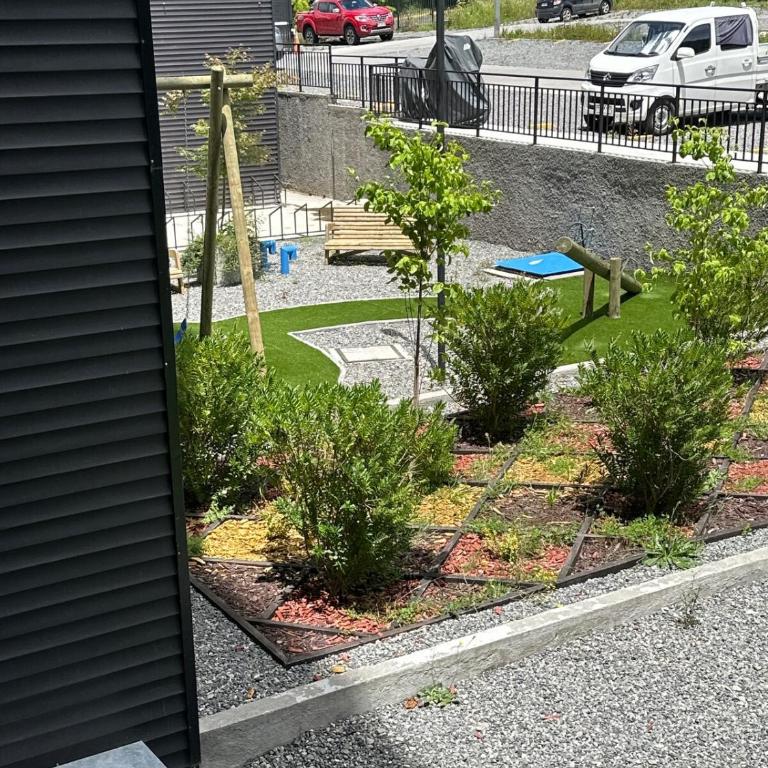 Depto céntrico cercano al lago con vista al volcán - Apartamento - 25