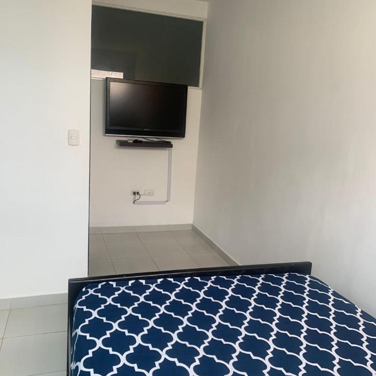 Apartment in Salinas 1 block from the sea - Three-Bedroom Apartment - 12