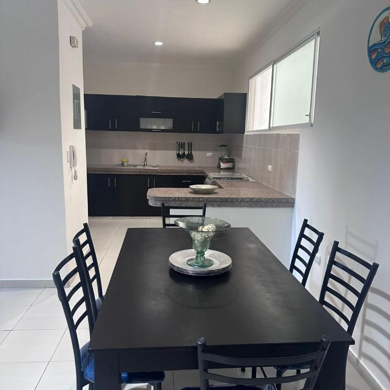 Apartment in Salinas 1 block from the sea - Three-Bedroom Apartment - 8