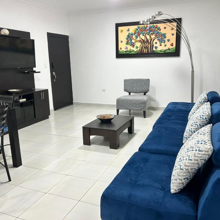 Apartment in Salinas 1 block from the sea - Three-Bedroom Apartment - 6