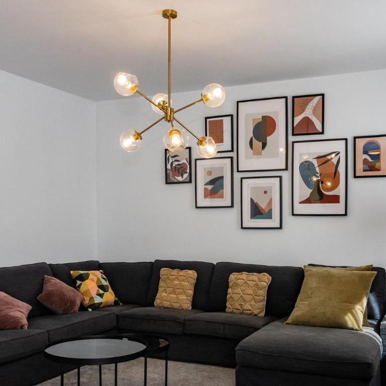 Casa Familia - Four-Bedroom Vacation Home - 2