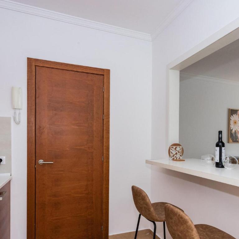 Casa Familia - Four-Bedroom Vacation Home - 4