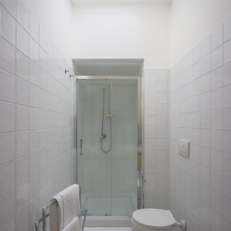 Appartamento 4 Posti Letto con Patio e Parcheggio - Appartamento con 1 Camera da Letto - 4