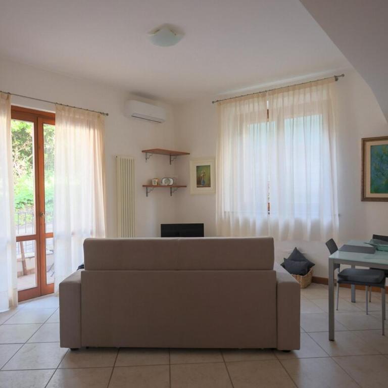 Appartamento 4 Posti Letto con Patio e Parcheggio - Appartamento con 1 Camera da Letto - 30