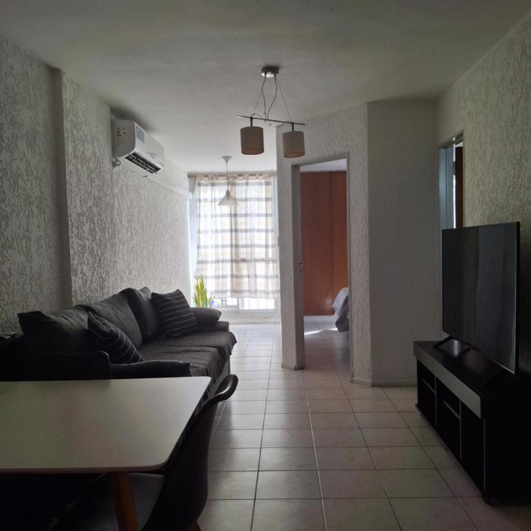 Moderno cómodo departamento cerca de todo seguridad 24 horas zona muy tranquila - Apartamento de 1 dormitorio - 4