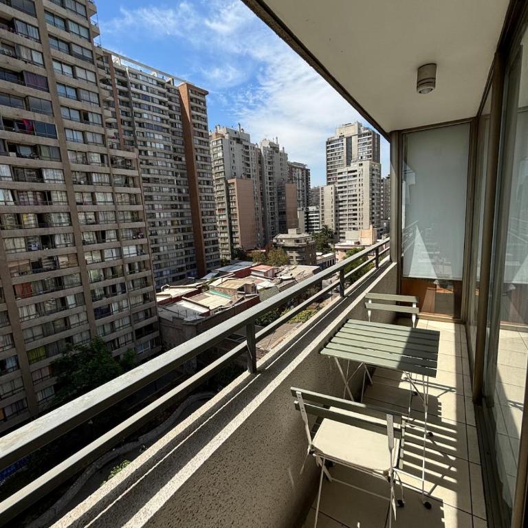 Comfortable and central apartment - Two-Bedroom Apartment - 12